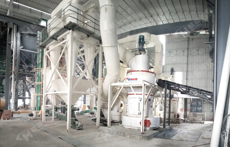 　湖北某廠采購了桂林鴻程的高鈣石粉機器，60-900目粉日產(chǎn)量500噸以上